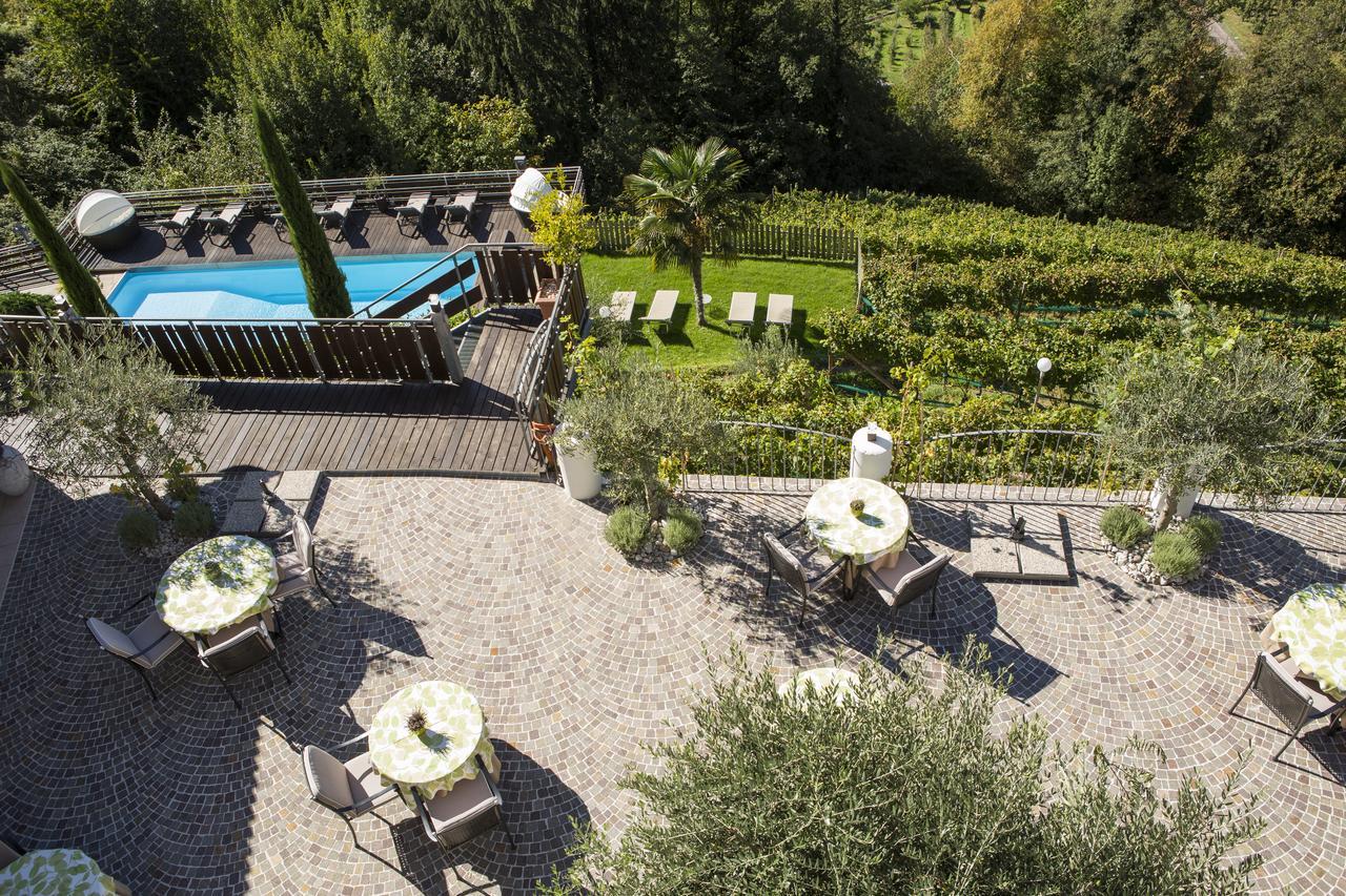 Hotel Weingut Innerleiterhof Schenna Exterior photo